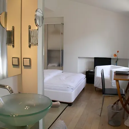 Astoria Hotel