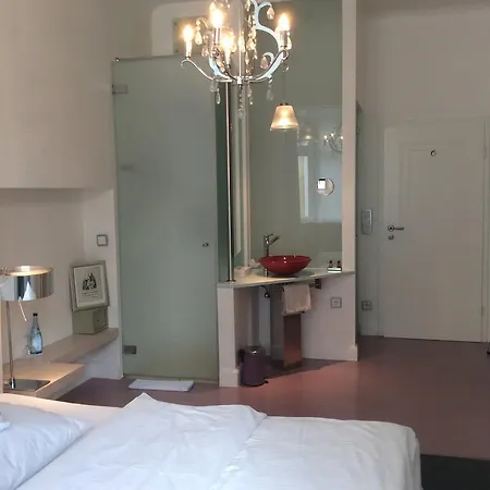 Astoria Hotel