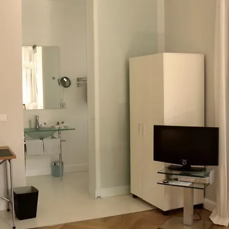 Astoria 4*