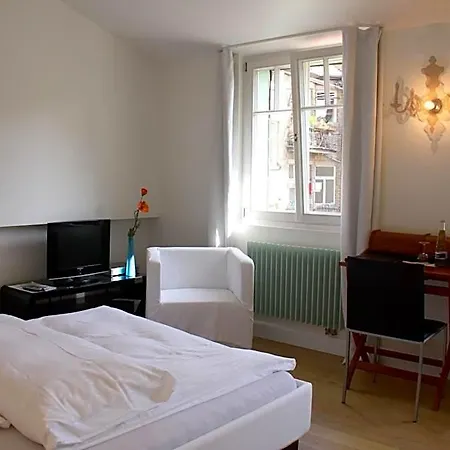Astoria 4*