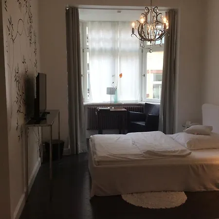Отель Astoria 4*